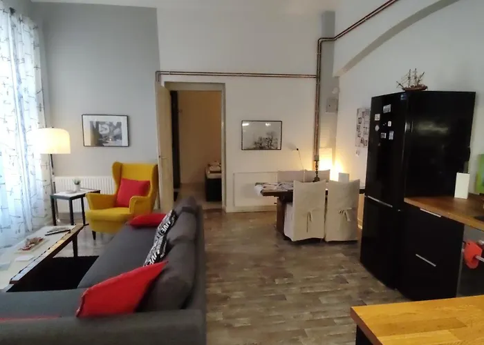 Olive Tree City Apartment